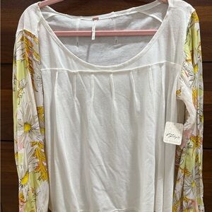 Free People Boho Floral Sleeve White Top 🆕 Med